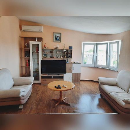 Apartman Julienne Kastela Exterior photo