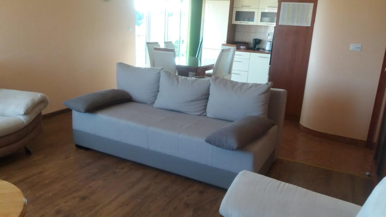 Apartman Julienne Kastela Exterior photo